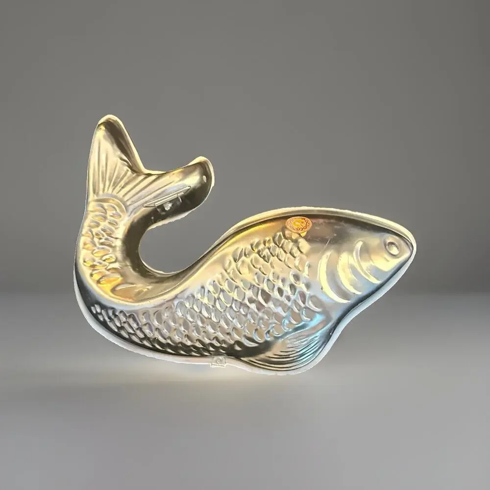 VTG Aluminum Fish Bake Mold Cake Jello Wall Hanging Hong Kong Carp Koi Baking